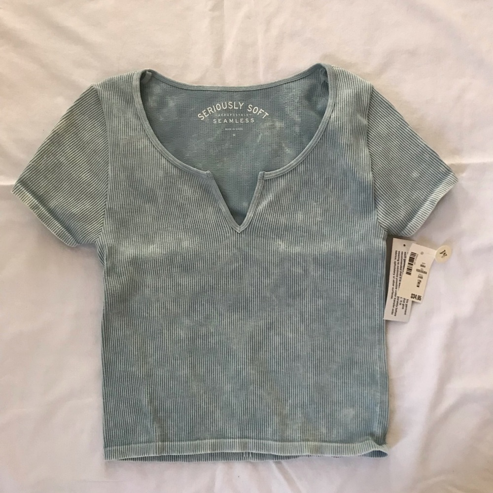 NWT Size M Aeropostale Seriously Soft Top
